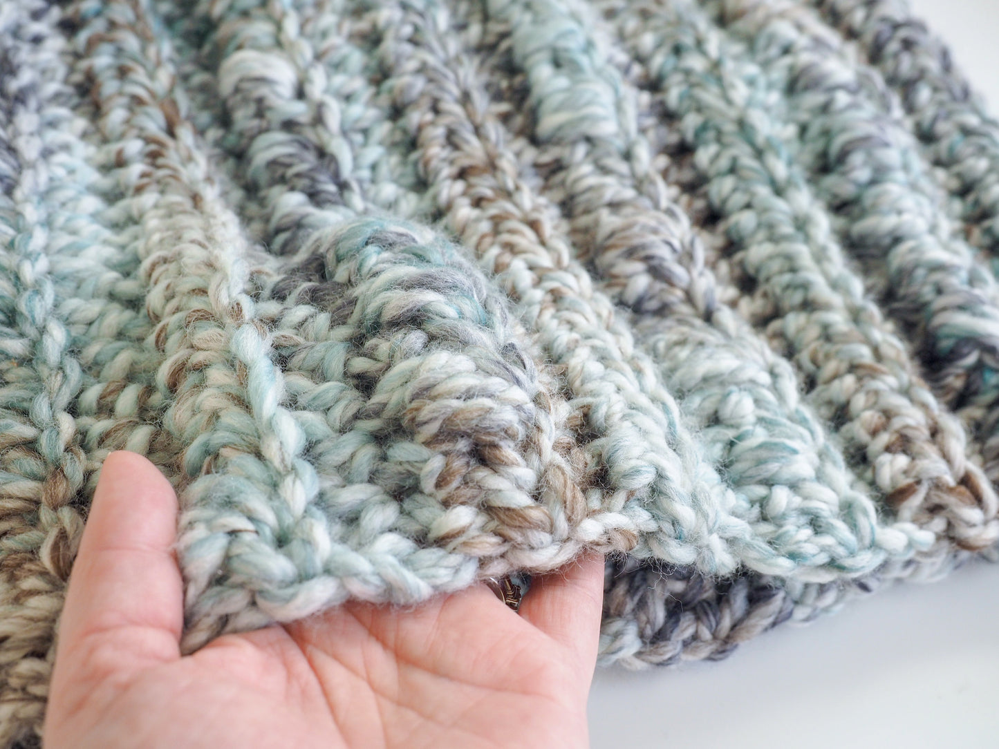 Sea Glass Chunky Crochet Cowl Pattern